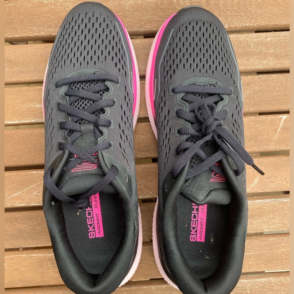 Skechers Ride 11